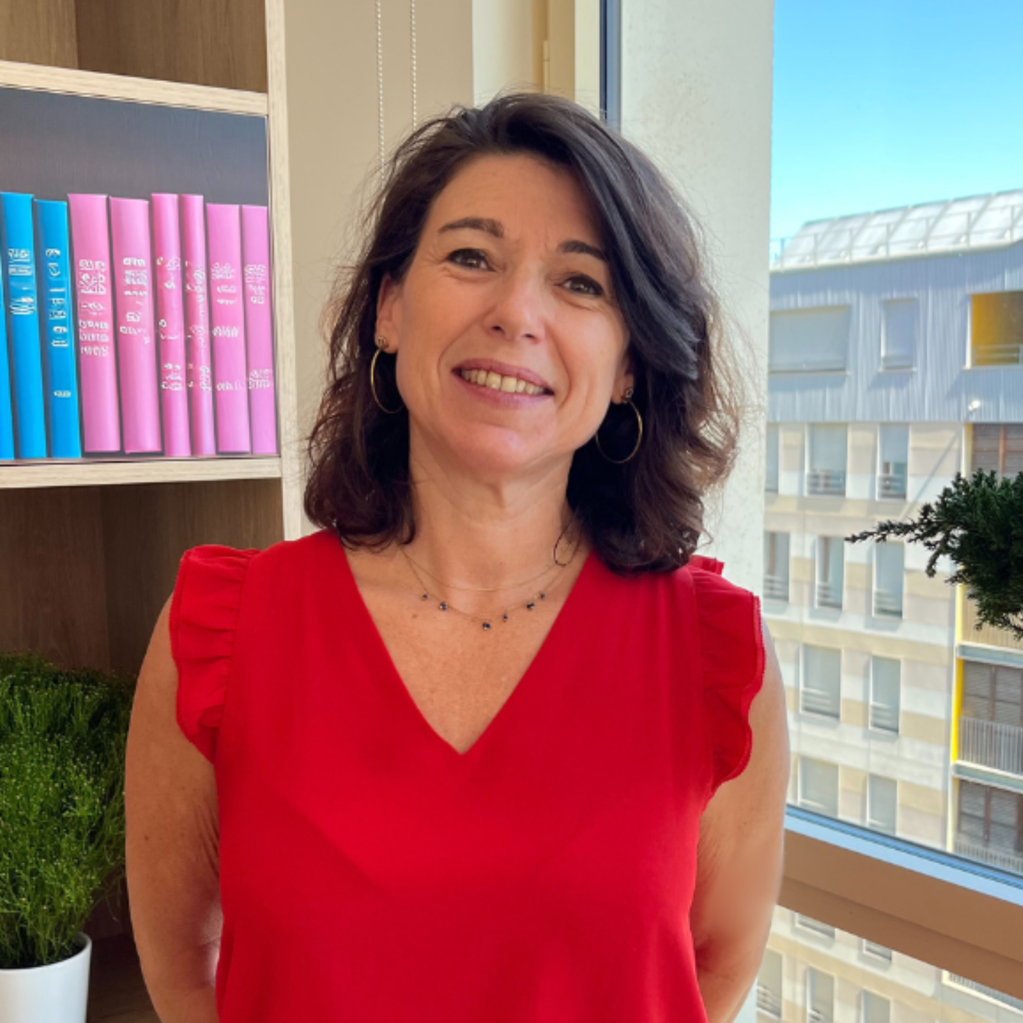 Aline LEMAITRE Office manager